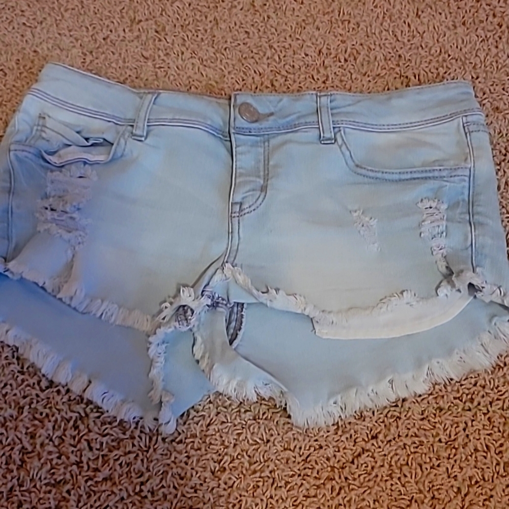 Refuge Size 6 Jean Shorts